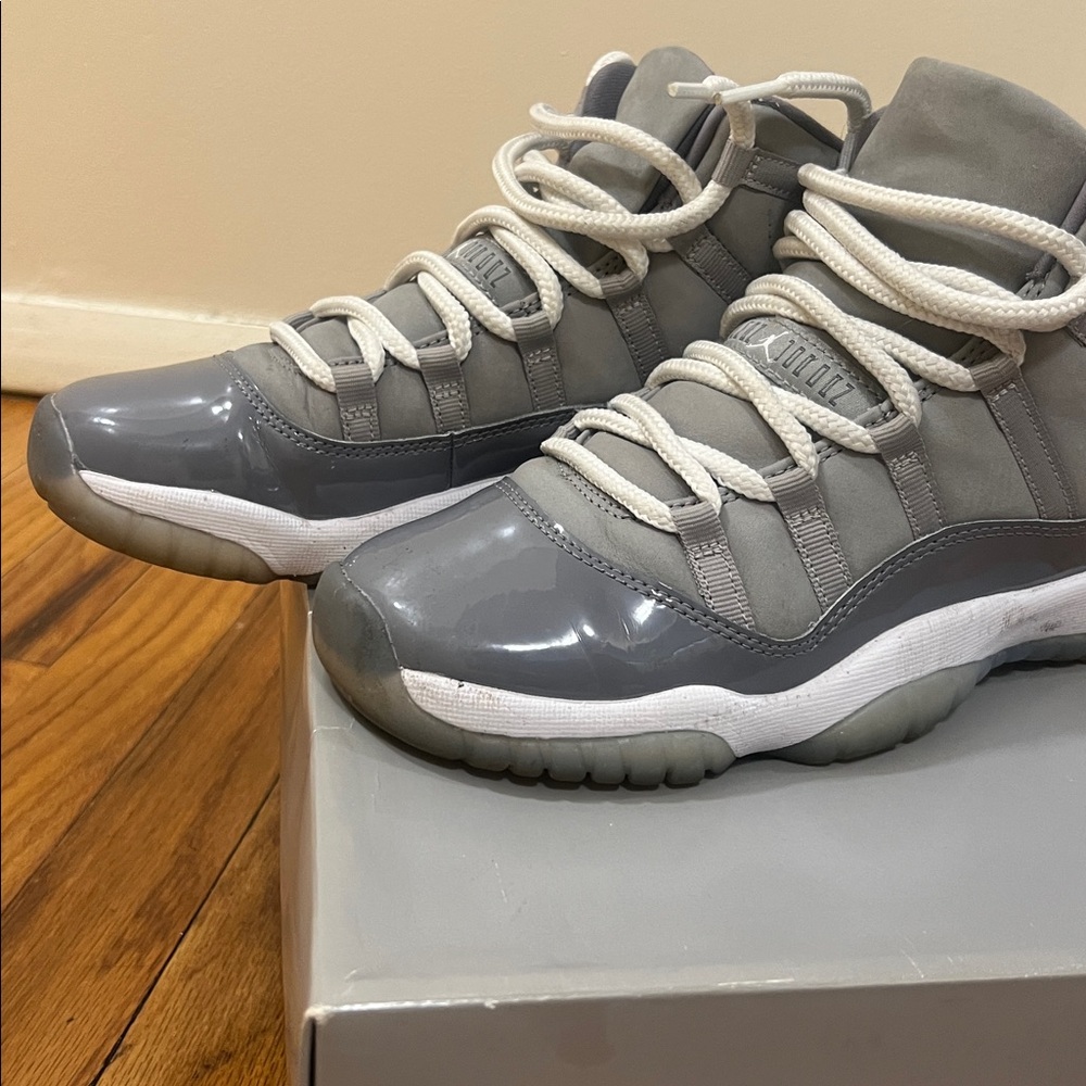 Jordan Cool Grey’s Size 7 GS - Picture 3 of 7